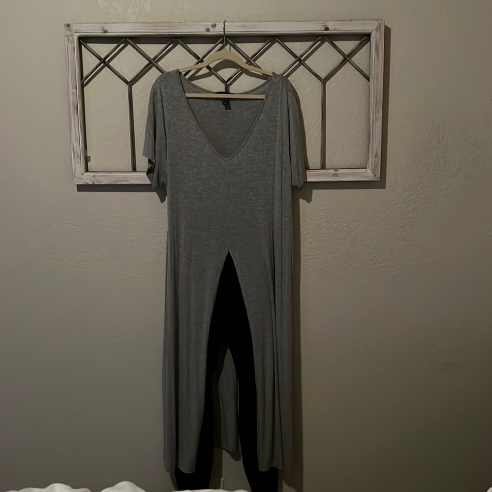 Gray v neck sheath with side slits